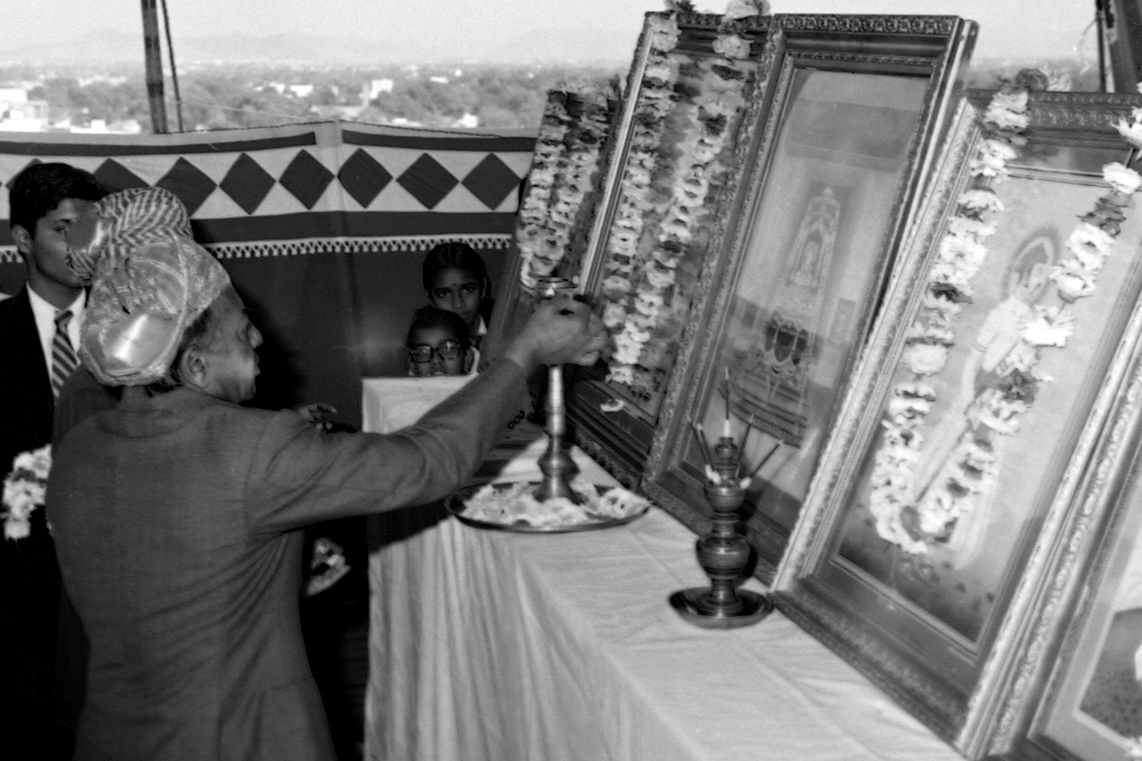 Maharana Bhagwat Singh Mewar of Udaipur lighting the lamp of the 1st Annual Award Ceremony in 1980